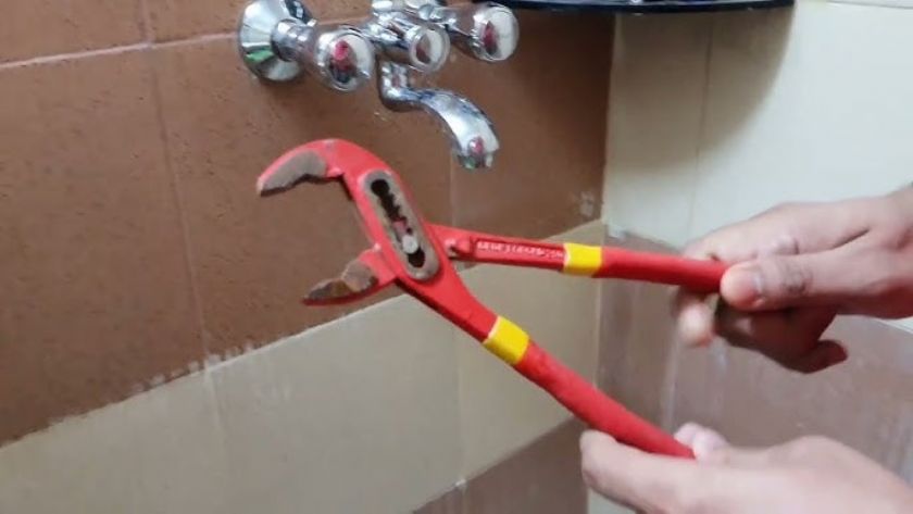 Kayışdağı Banyo Tesisat Tamiri Musluk Lavabo Duş Onarım Değişim