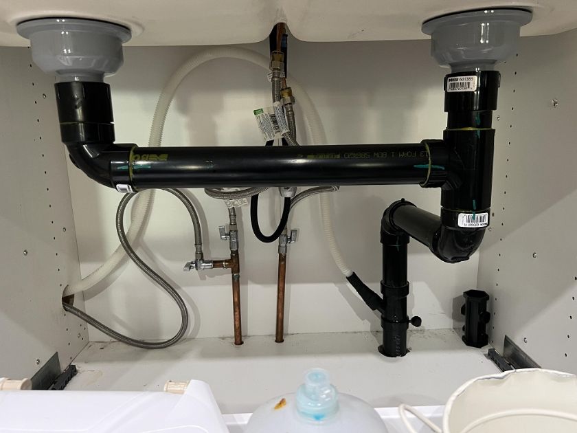 Maltepe Çınar Mutfak Tesisat Tamiri Lavabo Açma Su Kaçak Tamiri Musluk Değişimi